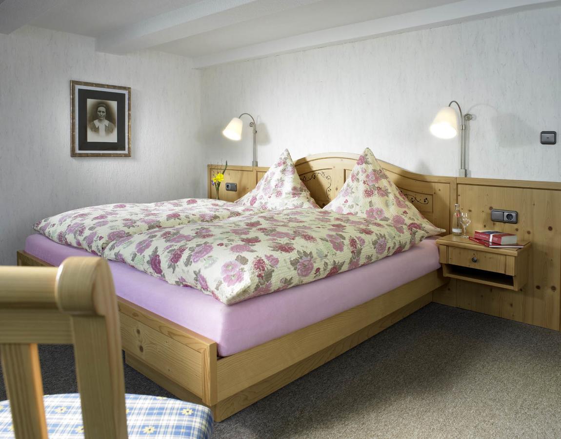 Hotel Klaukenhof Lennestadt Bagian luar foto